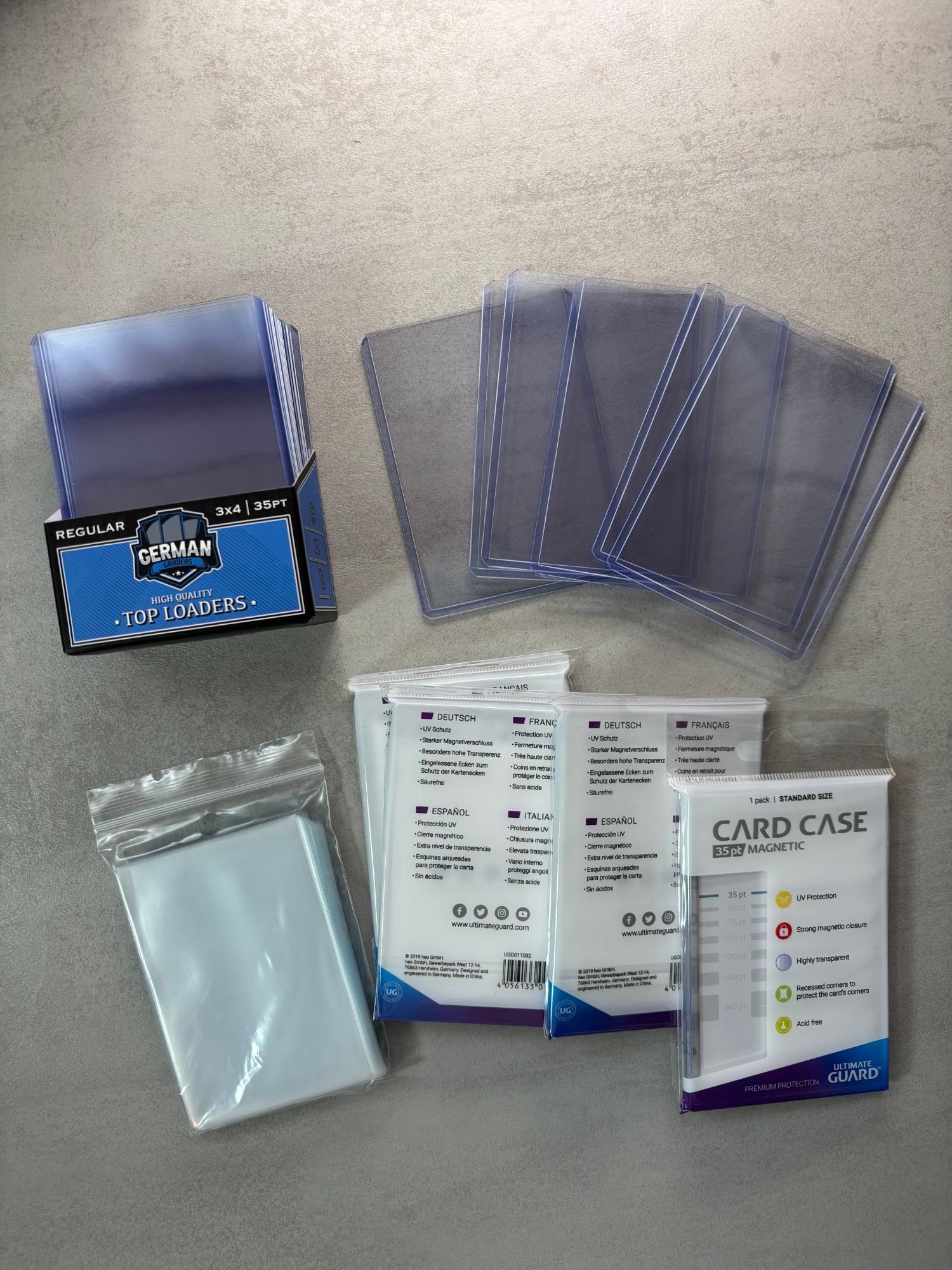 Schutzmaterial: Toploader, magnetische Card Cases und Sleeves