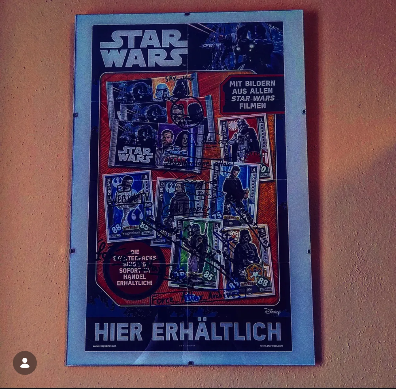 Signiertes Star Wars Force Attax Werbeposter mit Sammler-Autogrammen